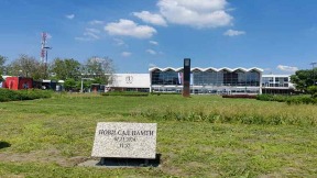 Sećanje na pad nadstrešnice